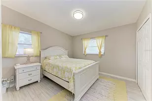 161 Suntan Ave, Sarasota, FL 34237 - Photo 25