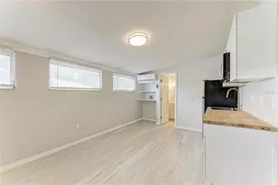 161 Suntan Ave, Sarasota, FL 34237 - Photo 29