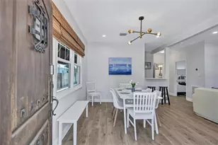 2437 Floyd St, Sarasota, FL 34239 - Photo 5