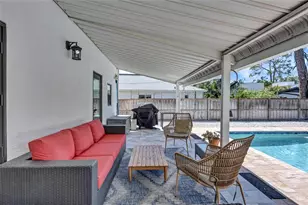 2437 Floyd St, Sarasota, FL 34239 - Photo 29