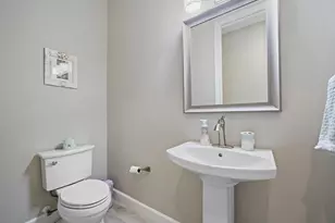 1905 Tulip Dr, Sarasota, FL 34239 - Photo 39