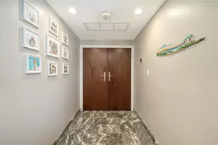 1211 Gulf of Mexico Dr, Longboat Key, FL 34228 - Photo 5