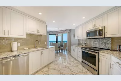 1211 Gulf Of Mexico Drive #609, Longboat Key, FL 34228 - Photo 19