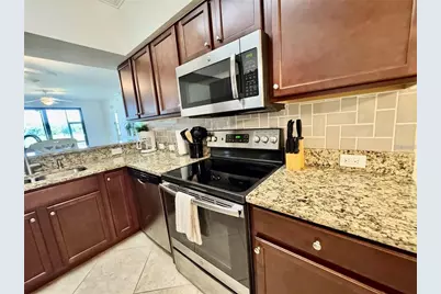16706 Vardon Terrace #104, Bradenton, FL 34211 - Photo 5