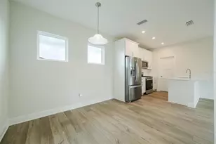 7910 Lake Flores Ave, Bradenton, FL 34210 - Photo 15