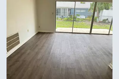 8302 N Flintrock Court, Tampa, FL 33615 - Photo 15