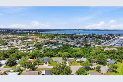 2130 72nd Street Circle W, Bradenton, FL 34209 - Photo 3
