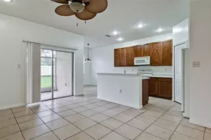 3497 Parkridge Cir, Sarasota, FL 34243 - Photo 5