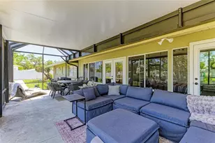 302 Dona Dr, Nokomis, FL 34275 - Photo 35