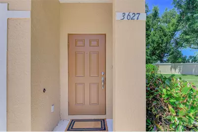 3627 Parkridge Circle #11-203, Sarasota, FL 34243 - Photo 9