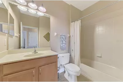 3627 Parkridge Circle #11-203, Sarasota, FL 34243 - Photo 37