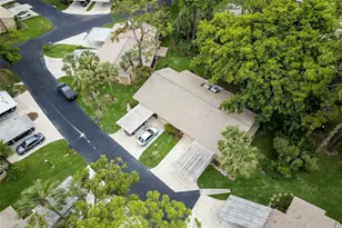 4807 Village Gardens Dr, Sarasota, FL 34234 - Photo 3