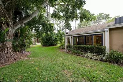 4807 Village Gardens Drive #104, Sarasota, FL 34234 - Photo 33