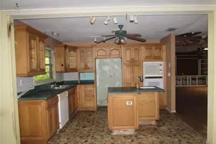 4949 Dorothy Ave, Sarasota, FL 34235 - Photo 5
