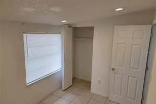 1375 Myrtle St, Sarasota, FL 34234 - Photo 29