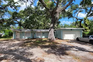1375 Myrtle St, Sarasota, FL 34234 - Photo 3