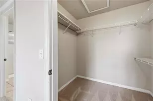 1025 Villagio Cir, Sarasota, FL 34237 - Photo 29