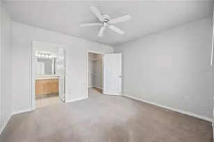 1025 Villagio Cir, Sarasota, FL 34237 - Photo 21