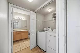 1025 Villagio Cir, Sarasota, FL 34237 - Photo 39