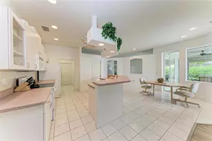 523 Oak Bay Dr, Osprey, FL 34229 - Photo 15