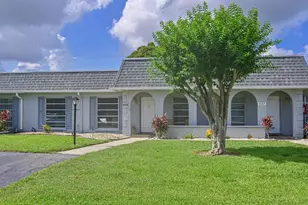 4105 35th Ave W, Bradenton, FL 34205 - Photo 3