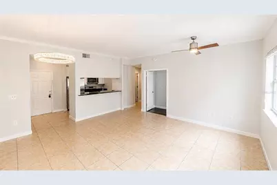 1064 N Tamiami Trail #1304, Sarasota, FL 34236 - Photo 7