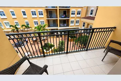 1064 N Tamiami Trail #1304, Sarasota, FL 34236 - Photo 11