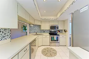 110 Woodland Pl, Osprey, FL 34229 - Photo 7