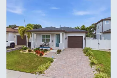 2411 17th Avenue N, Saint Petersburg, FL 33713 - Photo 1