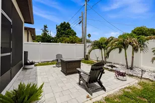 2411 17th Ave N, Saint Petersburg, FL 33713 - Photo 27