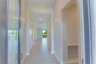 15890 Islandwalk Ave, Bradenton, FL 34211 - Photo 7
