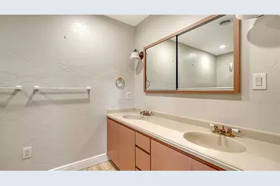 4935 Riverwood Avenue, Sarasota, FL 34231 - Photo 37