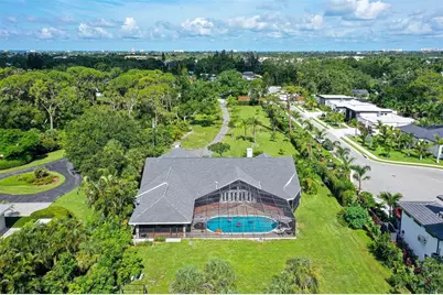 4935 Riverwood Avenue, Sarasota, FL 34231 - Photo 3