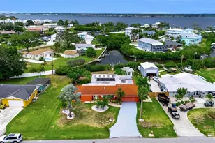 332 Shore Dr, Ellenton, FL 34222 - Photo 7