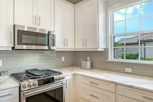 4737 Tortona Ct, Bradenton, FL 34211 - Photo 9