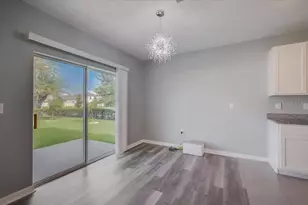 3919 Willow Branch Pl, Palmetto, FL 34221 - Photo 7