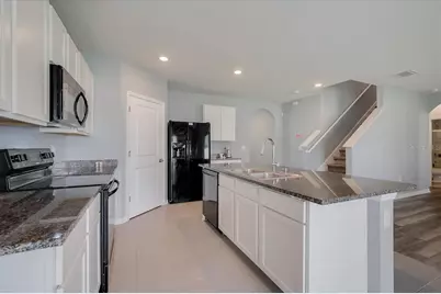 3919 Willow Branch Place, Palmetto, FL 34221 - Photo 9