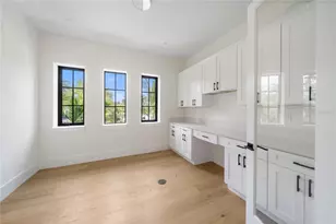 626 Buttonwood Dr, Longboat Key, FL 34228 - Photo 33