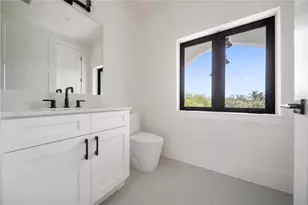 626 Buttonwood Dr, Longboat Key, FL 34228 - Photo 63