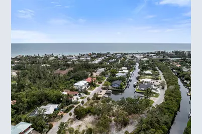 626 Buttonwood Drive, Longboat Key, FL 34228 - Photo 19