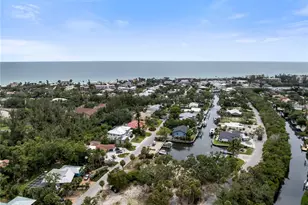 626 Buttonwood Dr, Longboat Key, FL 34228 - Photo 19