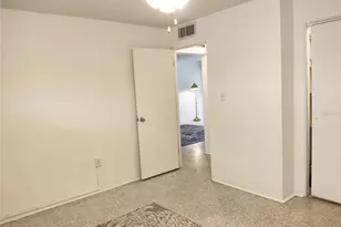 2155 Wood St, Sarasota, FL 34237 - Photo 9