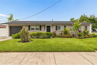 1129 4th Avenue W, Palmetto, FL 34221 - Photo 1