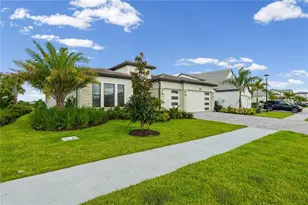 2629 Waterfront Cir, Sarasota, FL 34240 - Photo 5