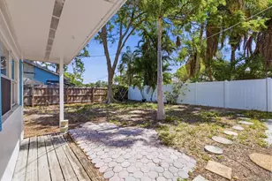 2551 Wilkinson Rd, Sarasota, FL 34231 - Photo 7