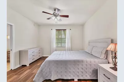 150 L Pavia Boulevard #13, Venice, FL 34292 - Photo 15