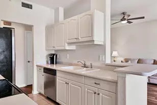 150 L Pavia Blvd, Venice, FL 34292 - Photo 9