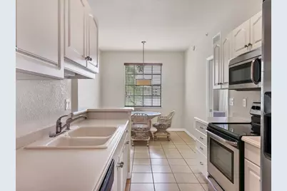 150 L Pavia Boulevard #13, Venice, FL 34292 - Photo 11