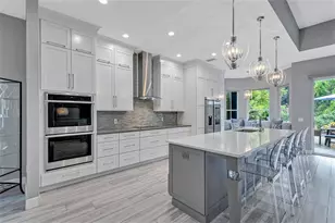 139 Tall Trees Ct, Sarasota, FL 34232 - Photo 5