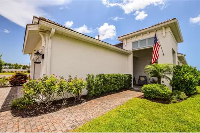 17999 Franklin Park Court, Venice, FL 34293 - Photo 3